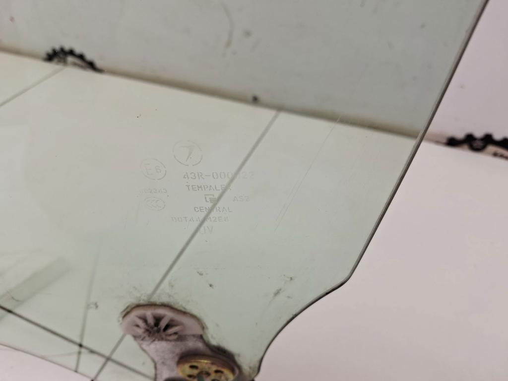 Стекло двери передней левой, 2000 рублей, Пермь