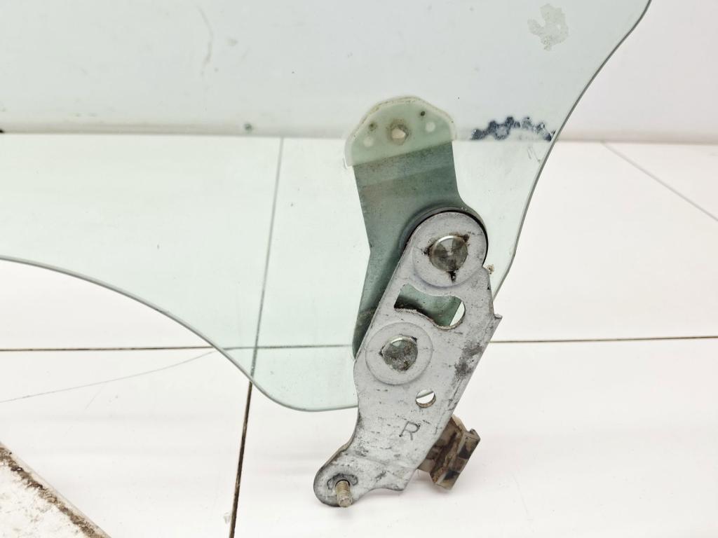 Стекло двери передней правой, 2000 рублей, Пермь