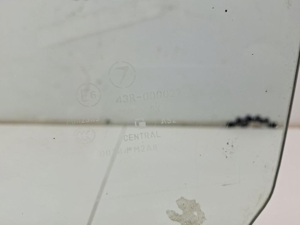 Стекло двери передней правой, 2000 рублей, Пермь