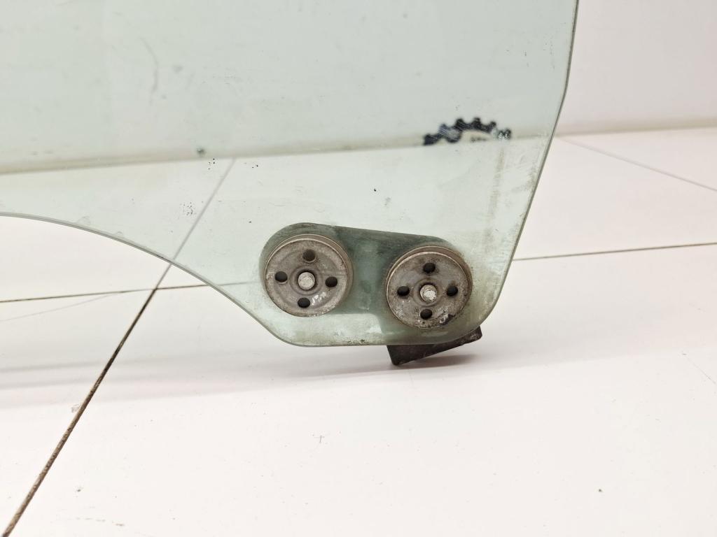 Стекло двери передней правой, 2000 рублей, Пермь