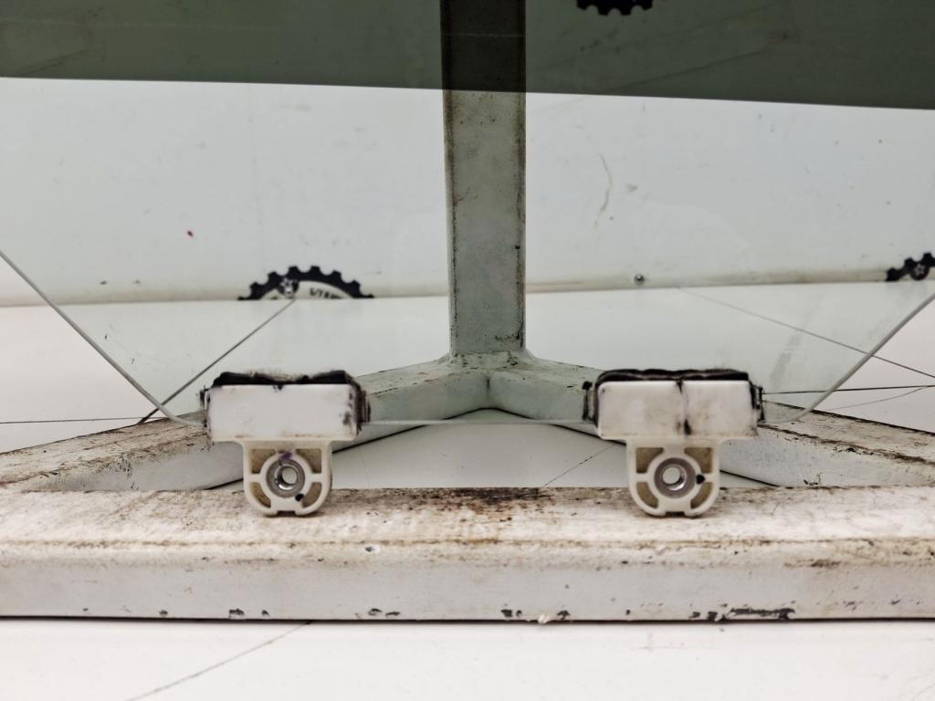 Стекло двери задней левой, 1000 рублей, Пермь