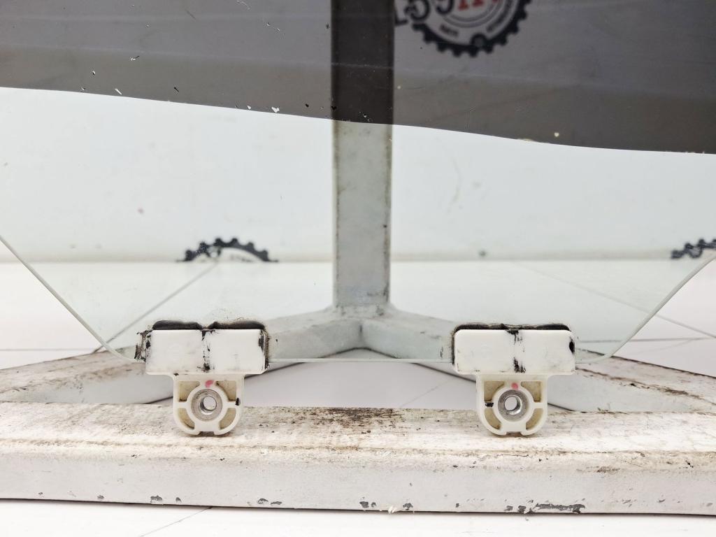 Стекло двери задней левой, 1000 рублей, Пермь