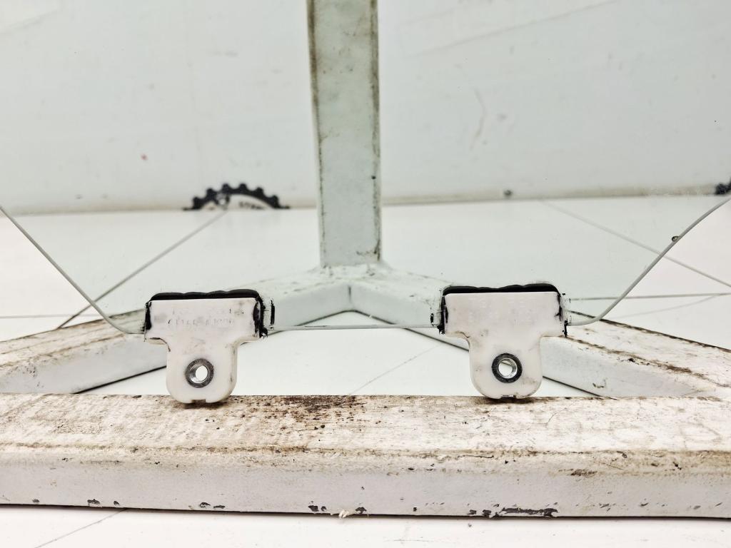 Стекло двери задней правой, 1000 рублей, Пермь