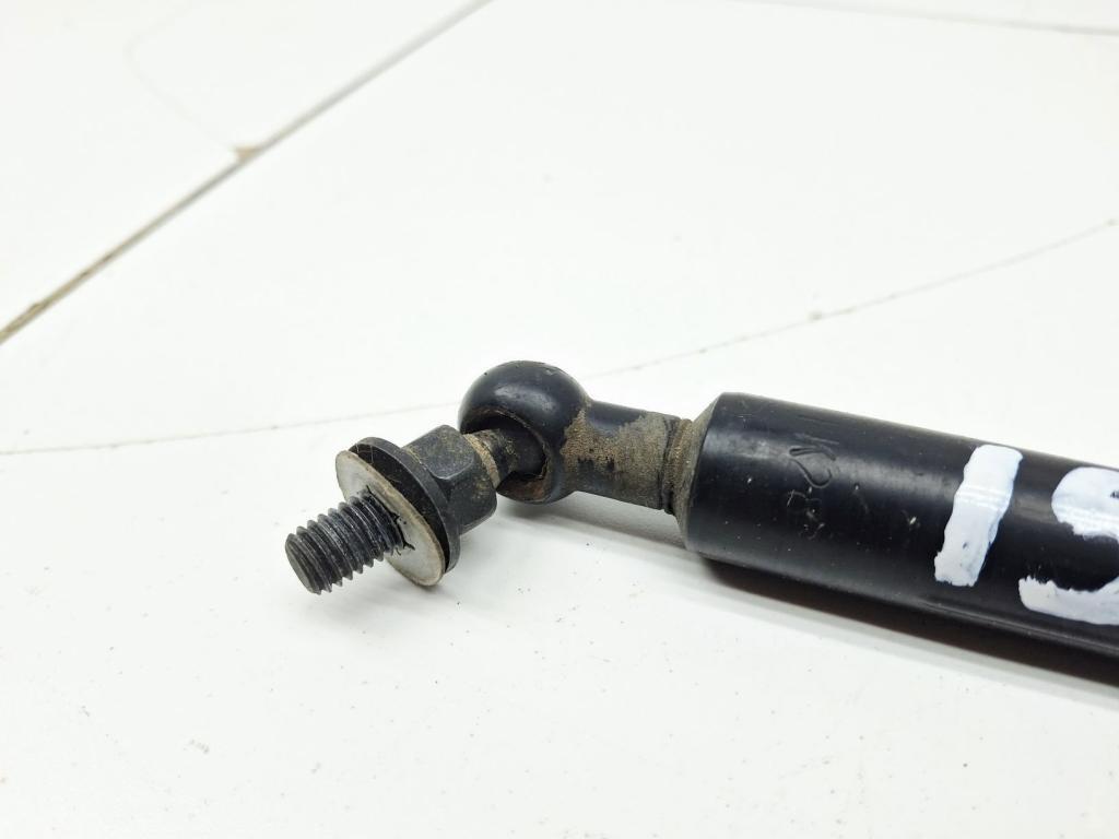 Амортизатор капота, 500 рублей, Пермь