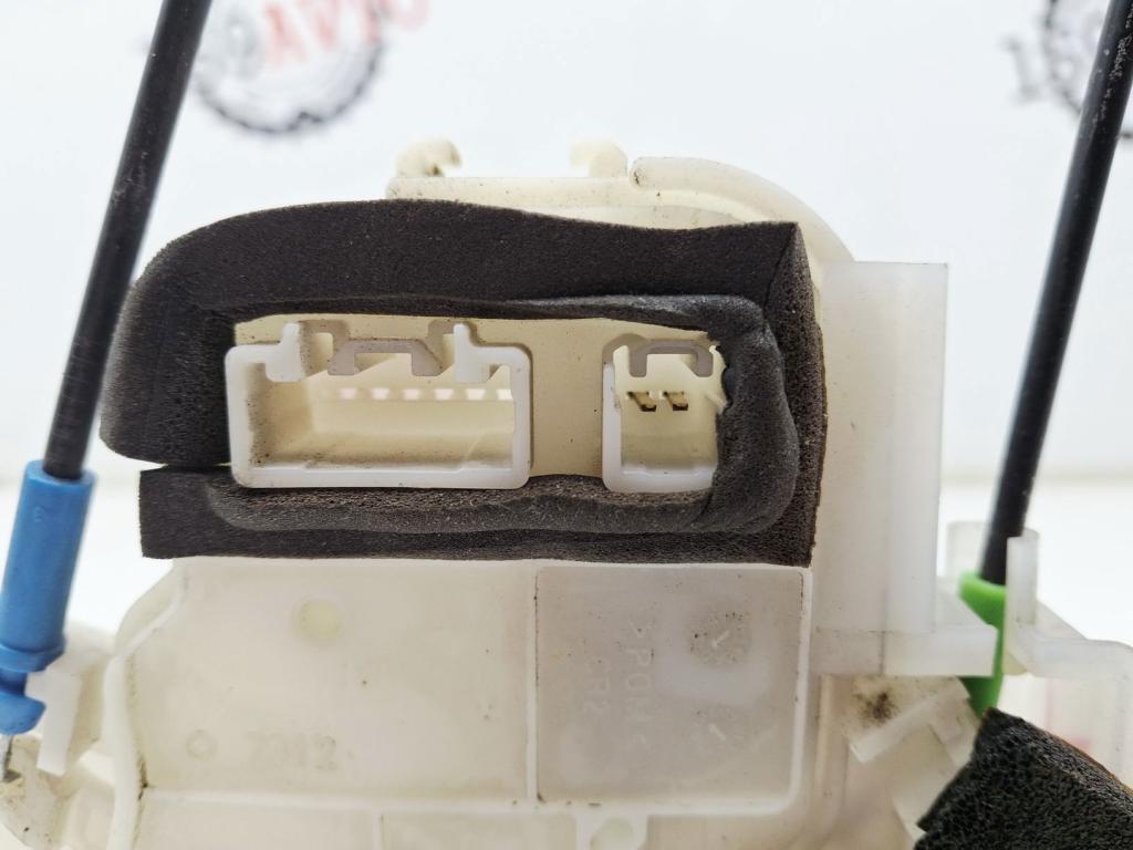 Замок двери задней правой, 1000 рублей, Пермь