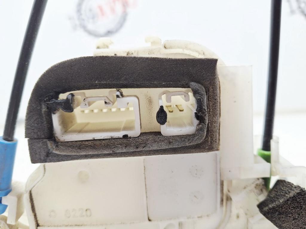 Замок двери задней правой, 1000 рублей, Пермь