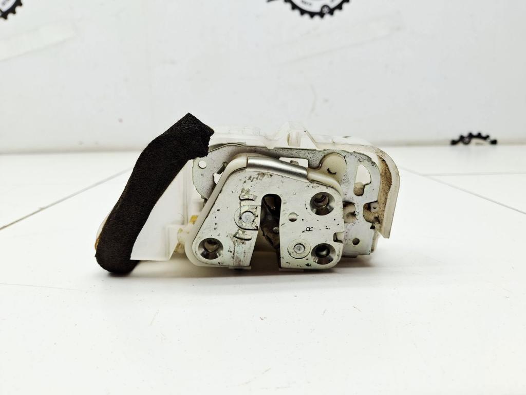 Замок двери задней правой, 1000 рублей, Пермь