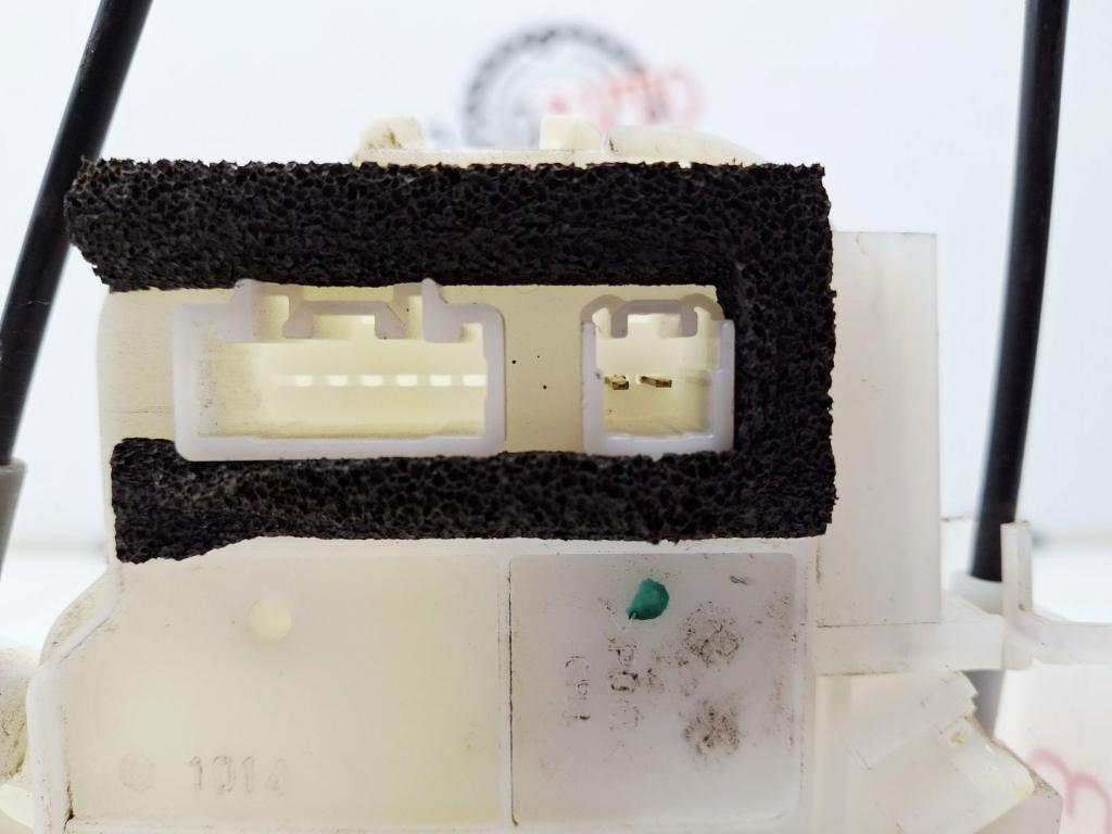 Замок двери задней правой, 1000 рублей, Пермь