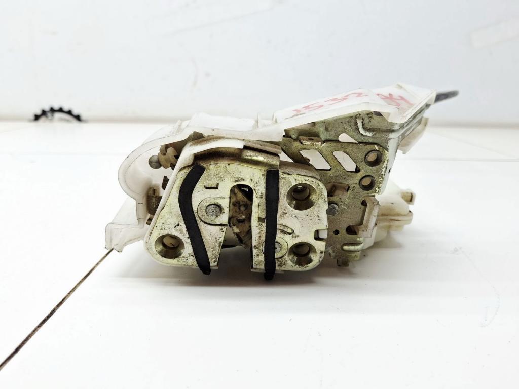 Замок двери задней правой, 2000 рублей, Пермь