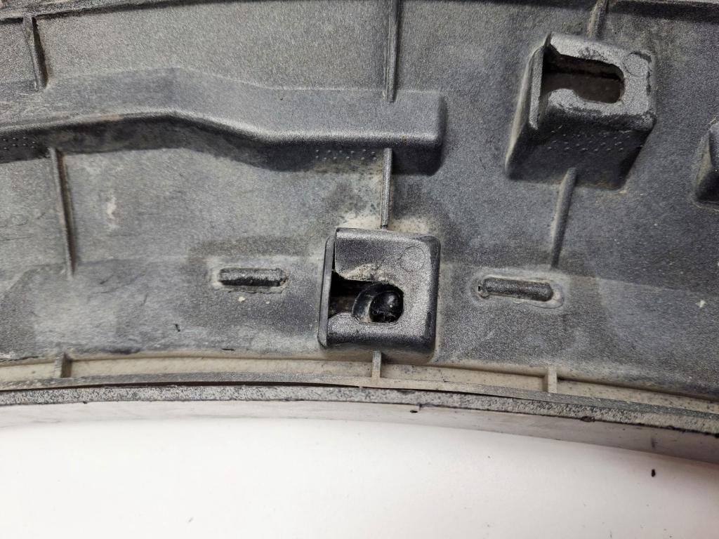 Накладка переднего крыла левого, 2000 рублей, Пермь