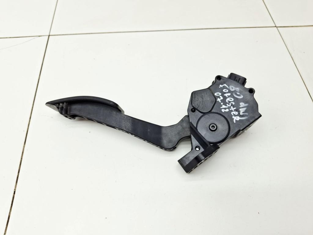 Педаль газа, 1500 рублей, Пермь