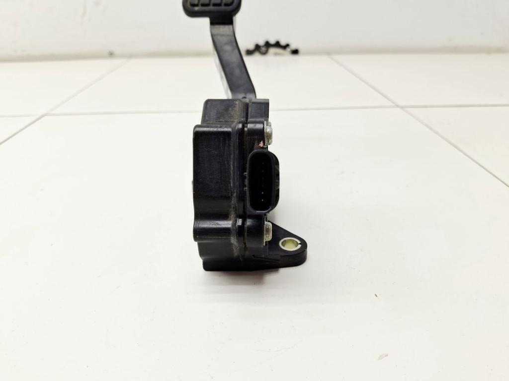 Педаль газа, 1500 рублей, Пермь