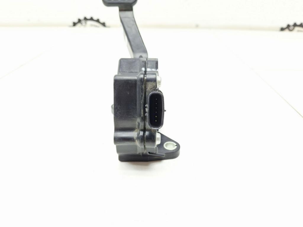 Педаль газа, 1500 рублей, Пермь