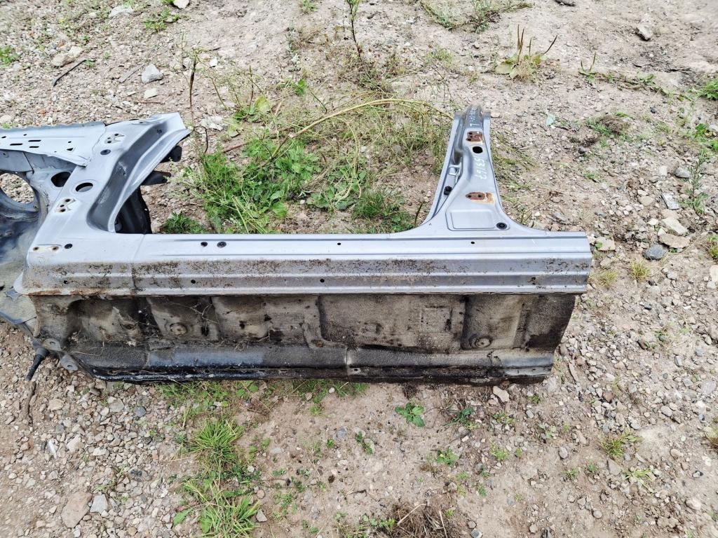 Порог со стойкой левый, 7000 рублей, Пермь