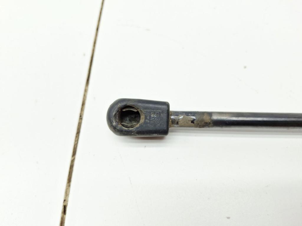 Амортизатор крышки багажника, 1000 рублей, Пермь