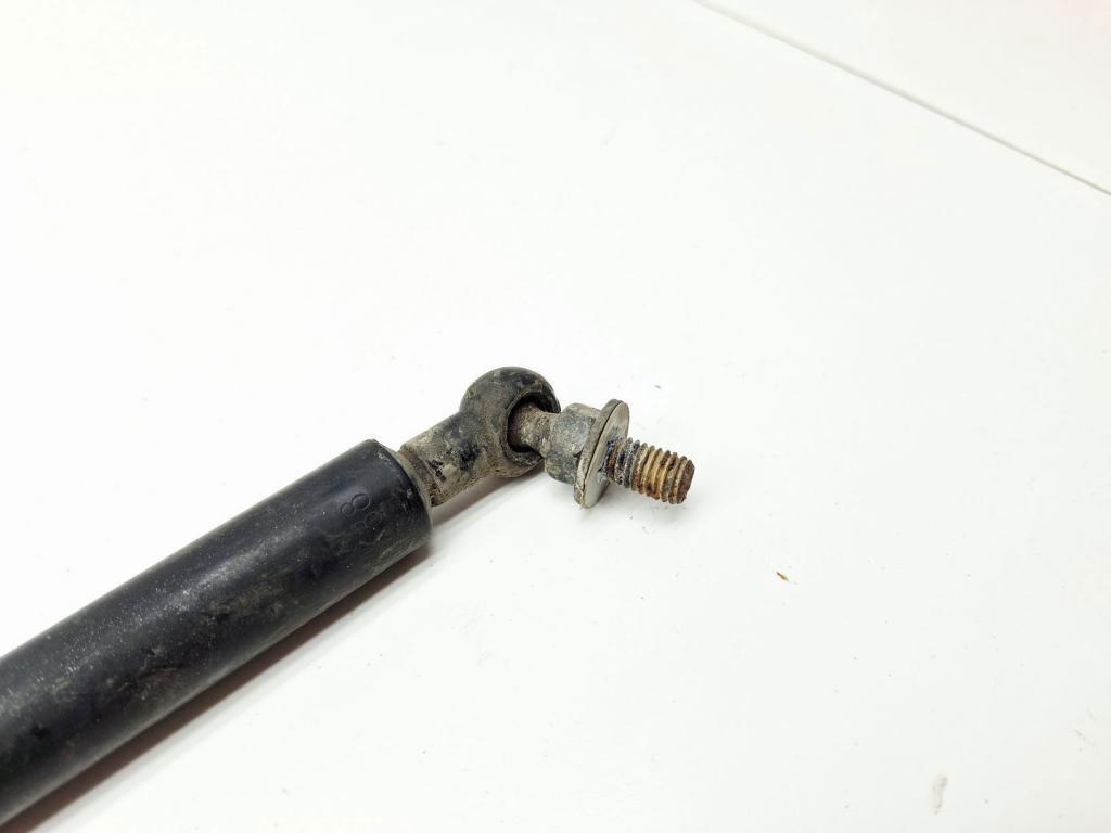 Амортизатор капота, 500 рублей, Пермь