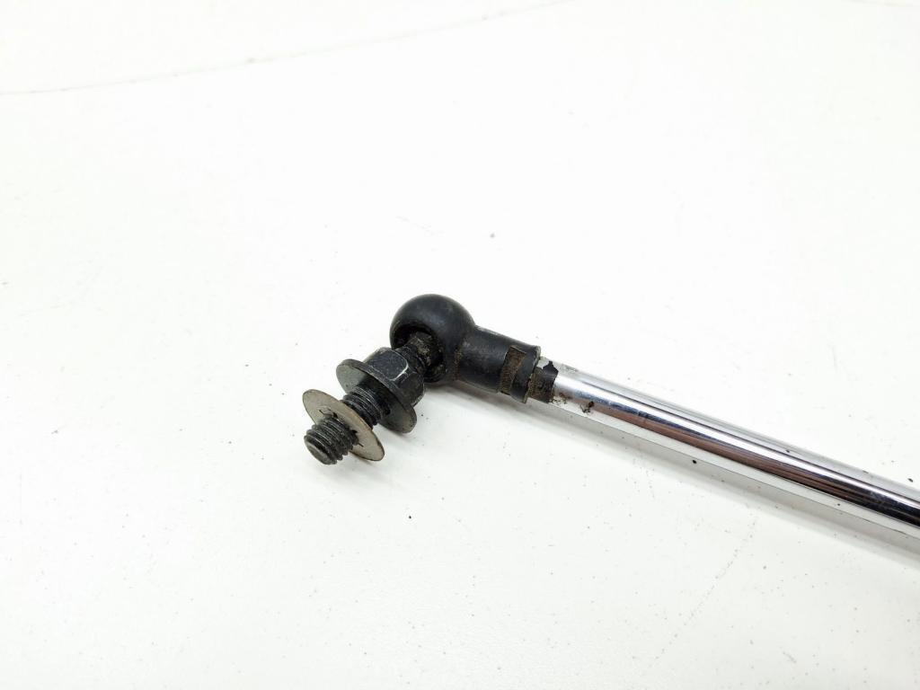 Амортизатор капота, 500 рублей, Пермь