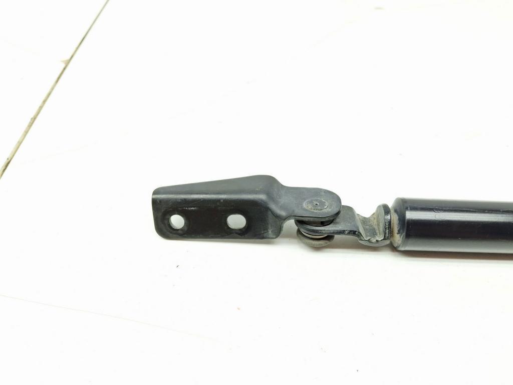 Амортизатор двери багажника, 500 рублей, Пермь