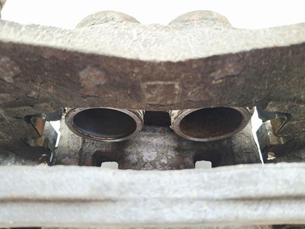 Суппорт передний правый, 2000 рублей, Пермь