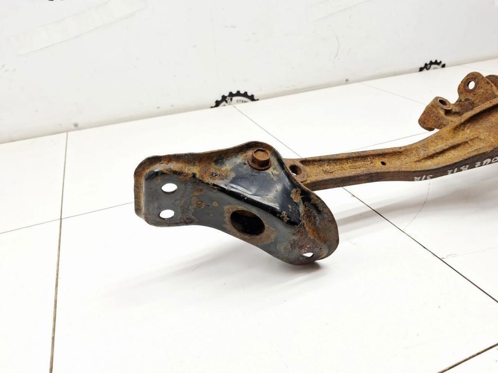 Рычаг задний продольный правый, 2500 рублей, Пермь