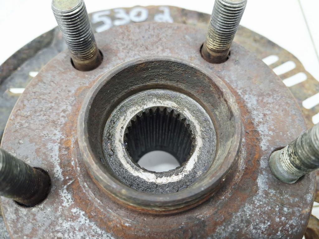 Кулак поворотный передний правый, 3000 рублей, Пермь