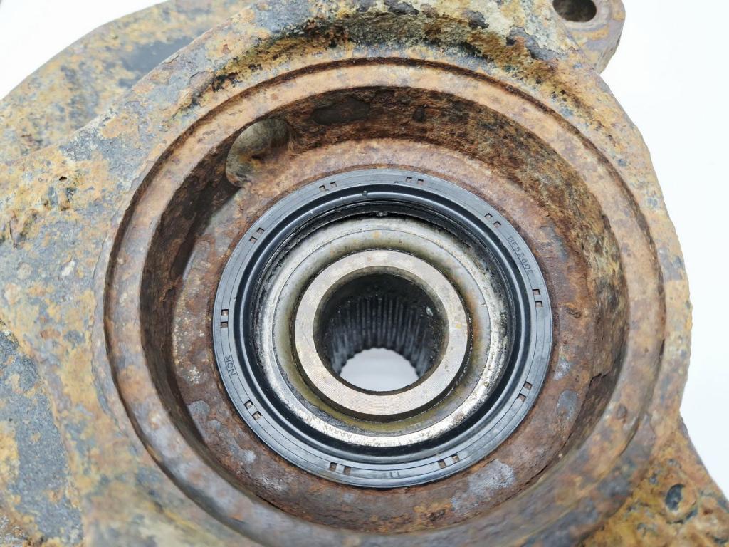 Кулак поворотный передний правый, 3000 рублей, Пермь