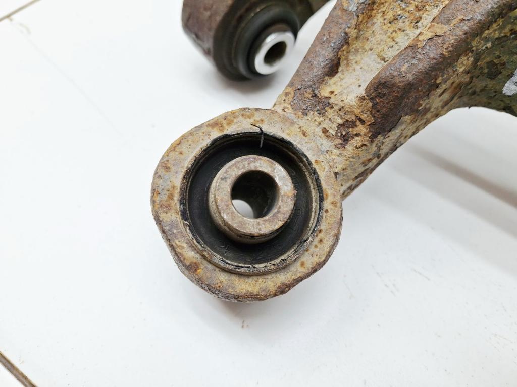 Кулак поворотный задний правый, 1500 рублей, Пермь