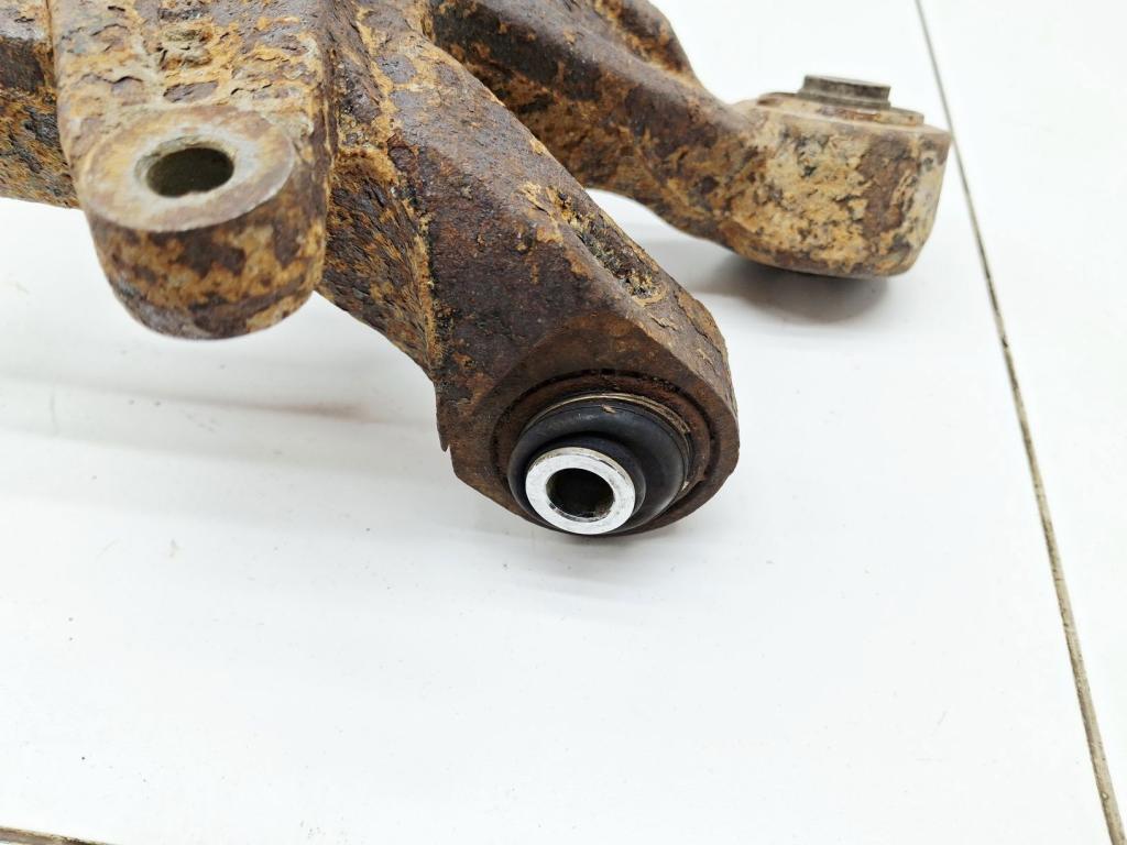 Кулак поворотный задний правый, 1500 рублей, Пермь