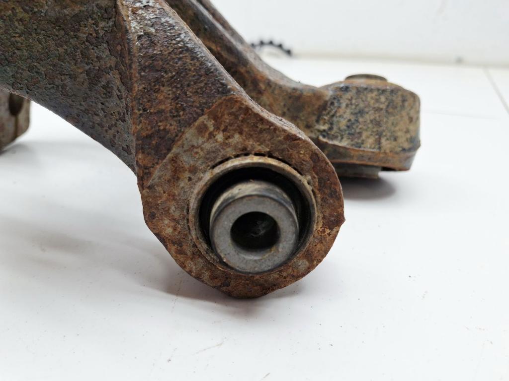 Кулак поворотный задний правый, 1500 рублей, Пермь