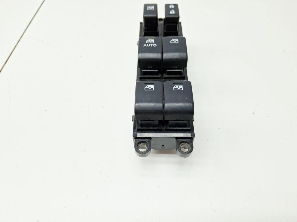 Блок управления стеклоподъемниками, 3000 рублей, Пермь