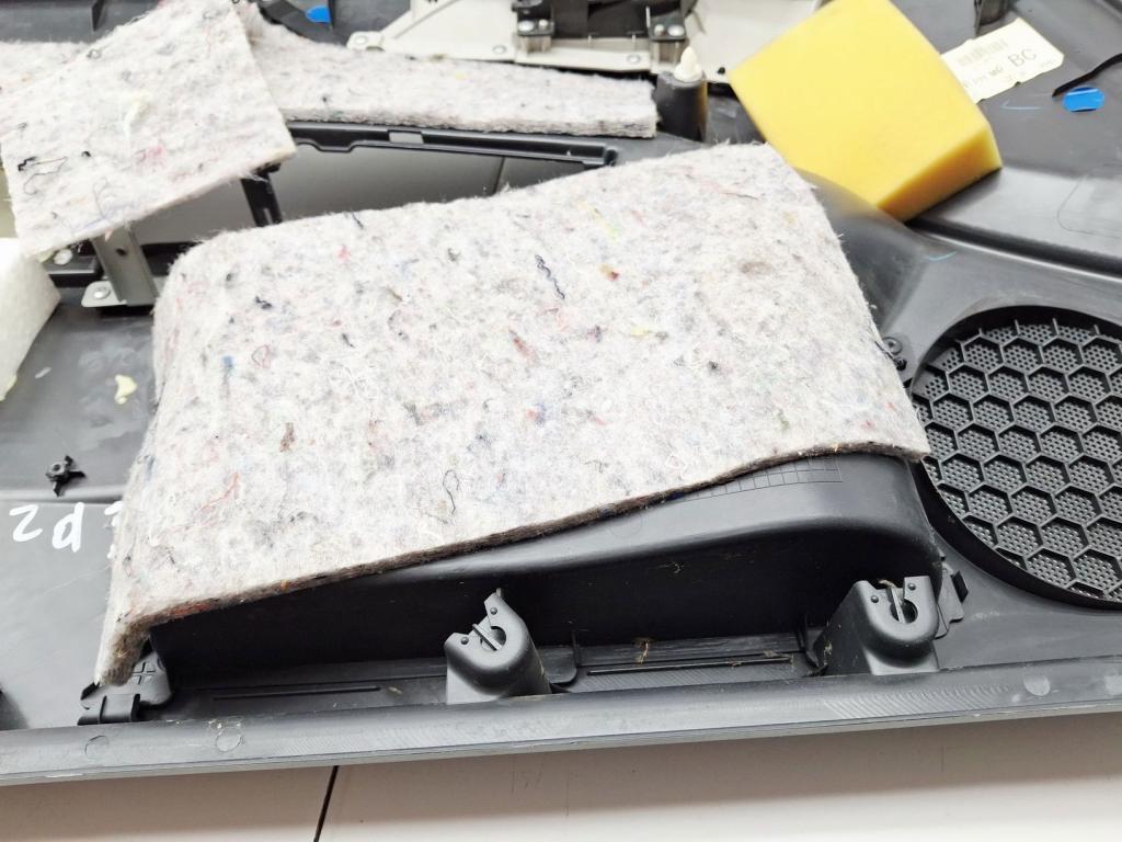 Обшивка двери передней правой, 1500 рублей, Пермь