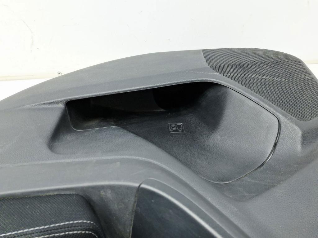 Обшивка двери задней правой, 1000 рублей, Пермь