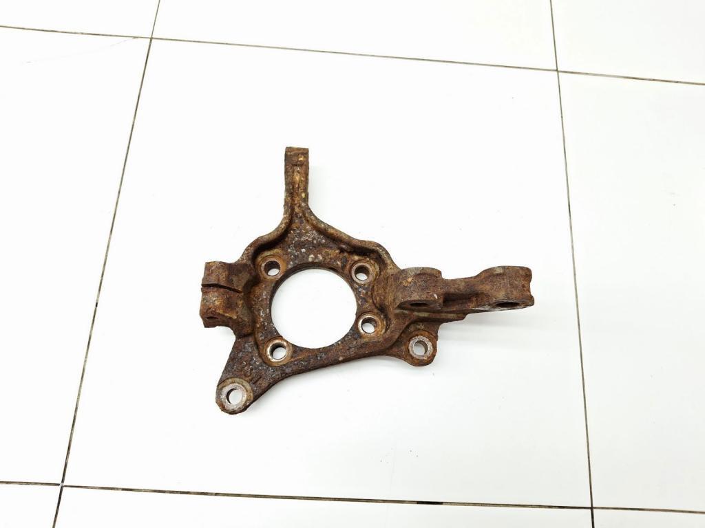 Кулак поворотный передний правый, 2500 рублей, Пермь