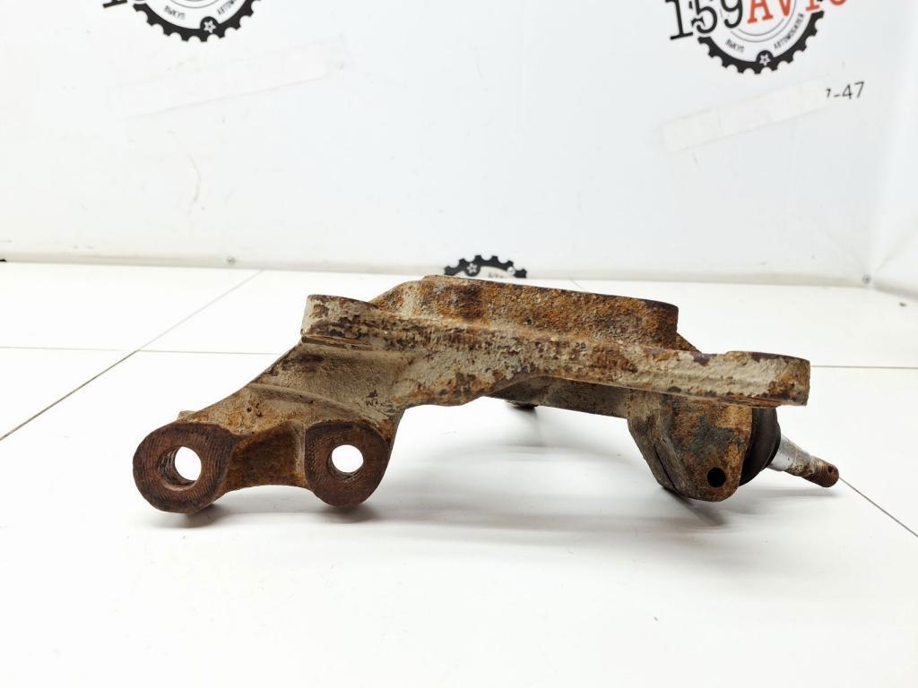 Кулак поворотный передний правый, 2500 рублей, Пермь