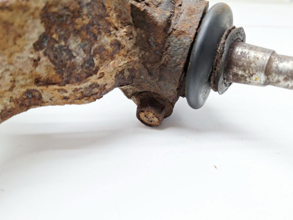 Кулак поворотный передний левый, 2500 рублей, Пермь