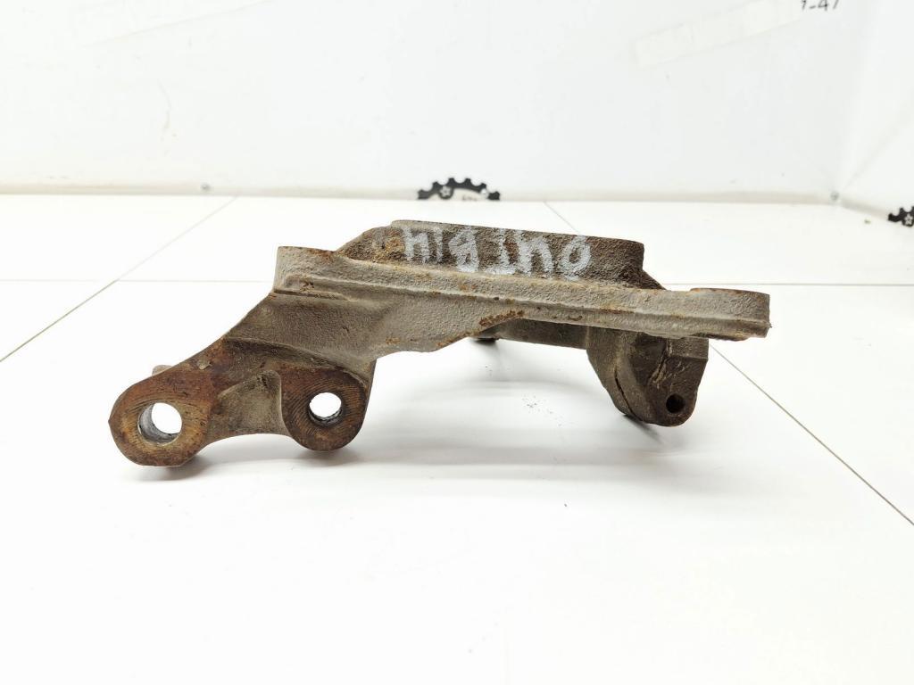 Кулак поворотный передний правый, 2500 рублей, Пермь