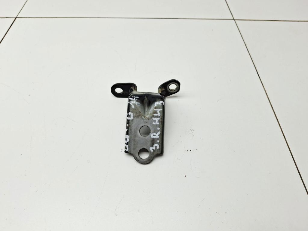 Петля двери задней правой нижняя, 500 рублей, Пермь