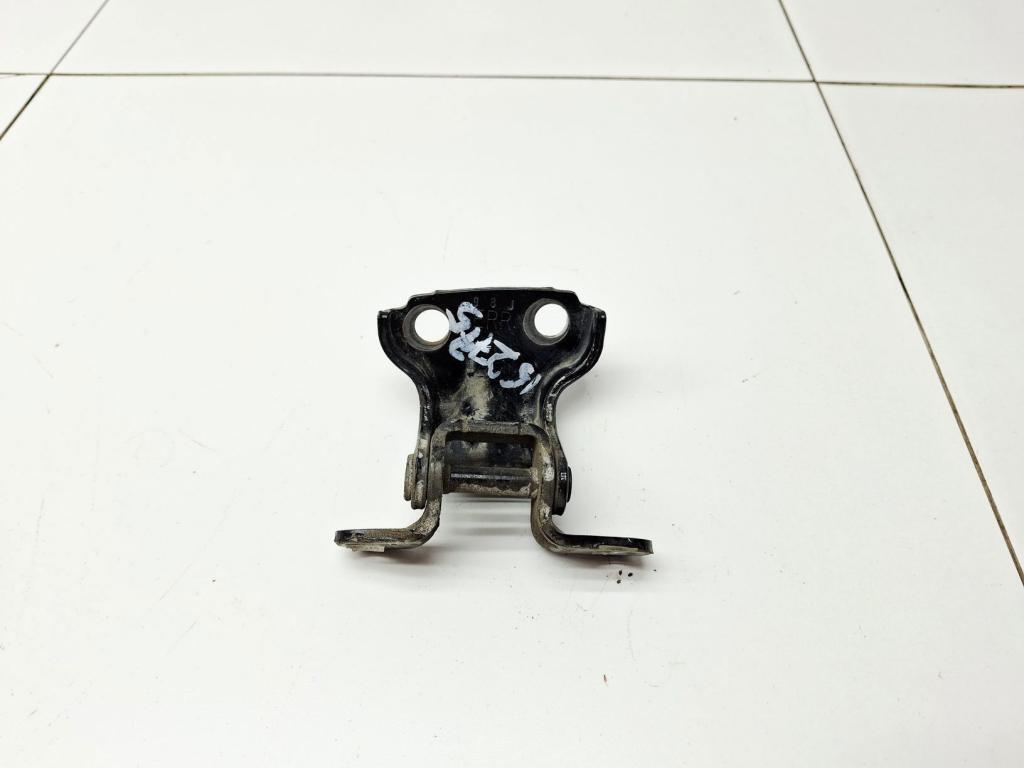 Петля двери задней правой верхняя, 500 рублей, Пермь