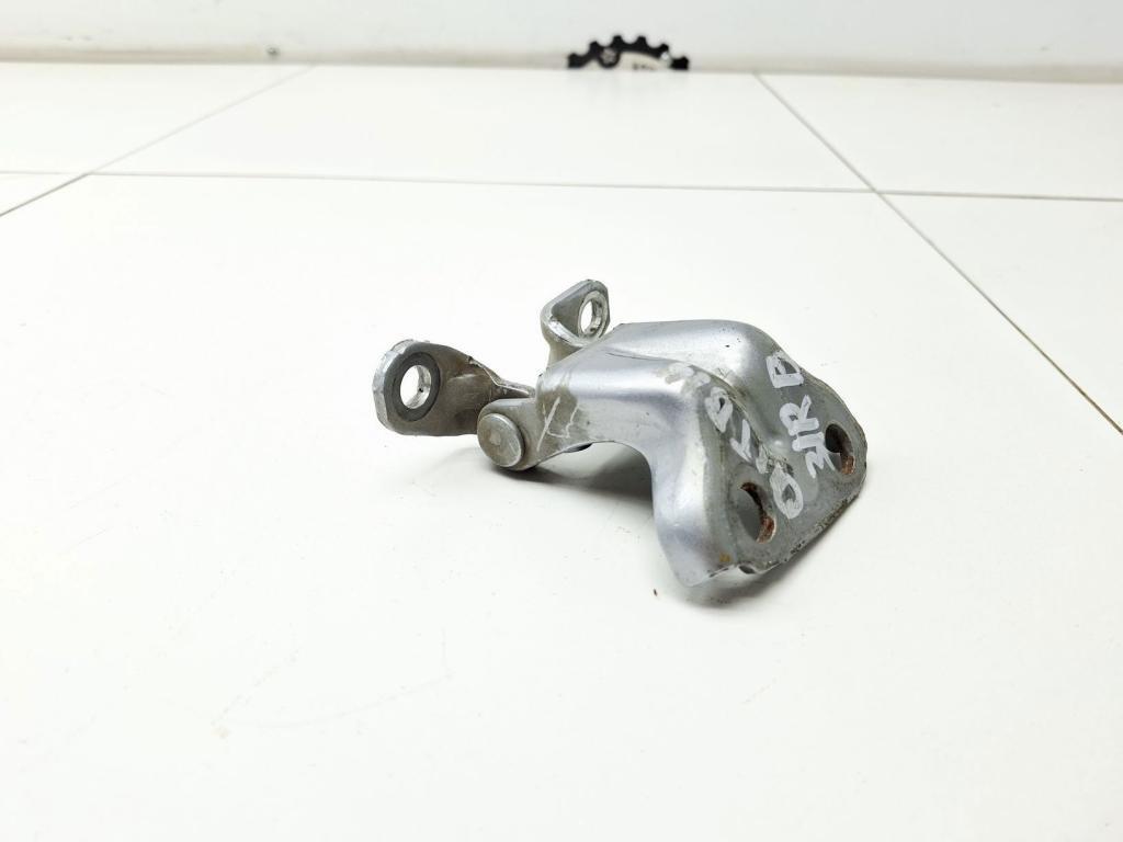 Петля двери задней правой верхняя, 500 рублей, Пермь