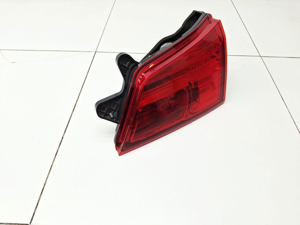 Фонарь задний внутренний правый, 2000 рублей, Пермь