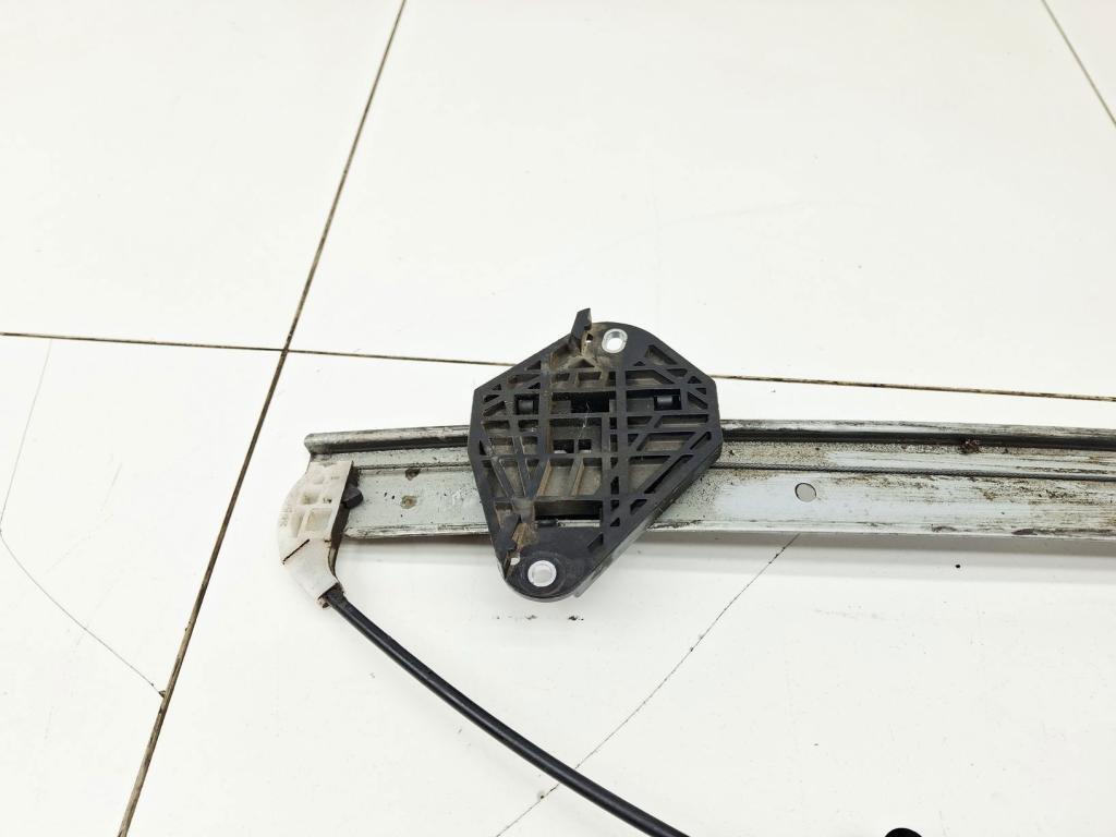 Стеклоподъемник задний правый, 1000 рублей, Пермь