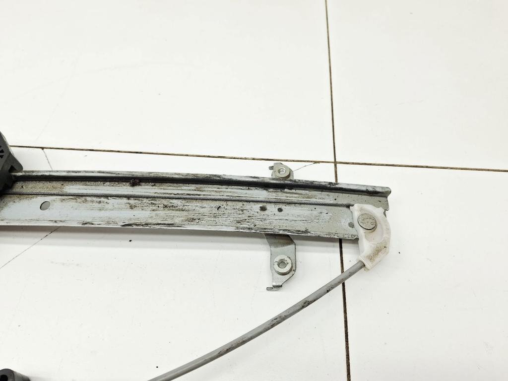 Стеклоподъемник задний правый, 1000 рублей, Пермь