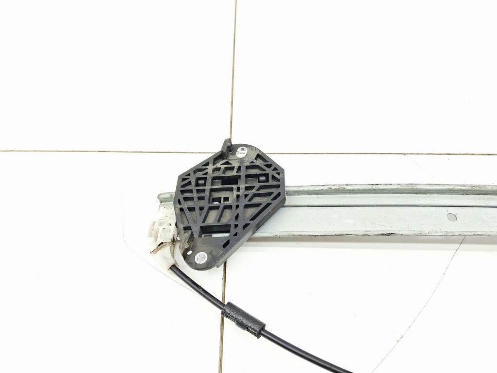 Стеклоподъемник задний правый, 1000 рублей, Пермь