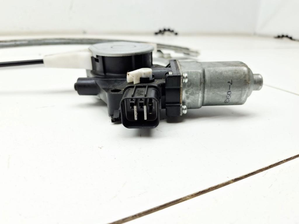 Стеклоподъемник задний правый, 1000 рублей, Пермь