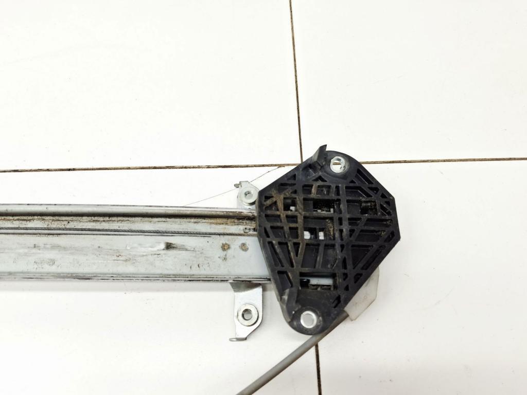 Стеклоподъемник задний правый, 1000 рублей, Пермь