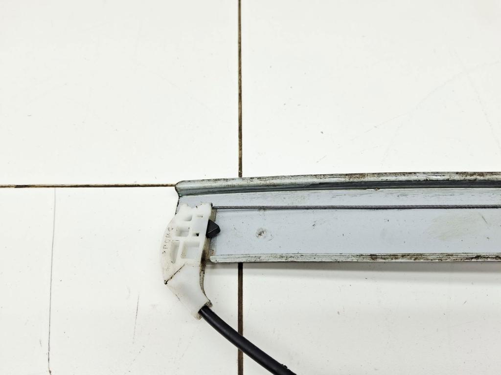 Стеклоподъемник задний правый, 1000 рублей, Пермь