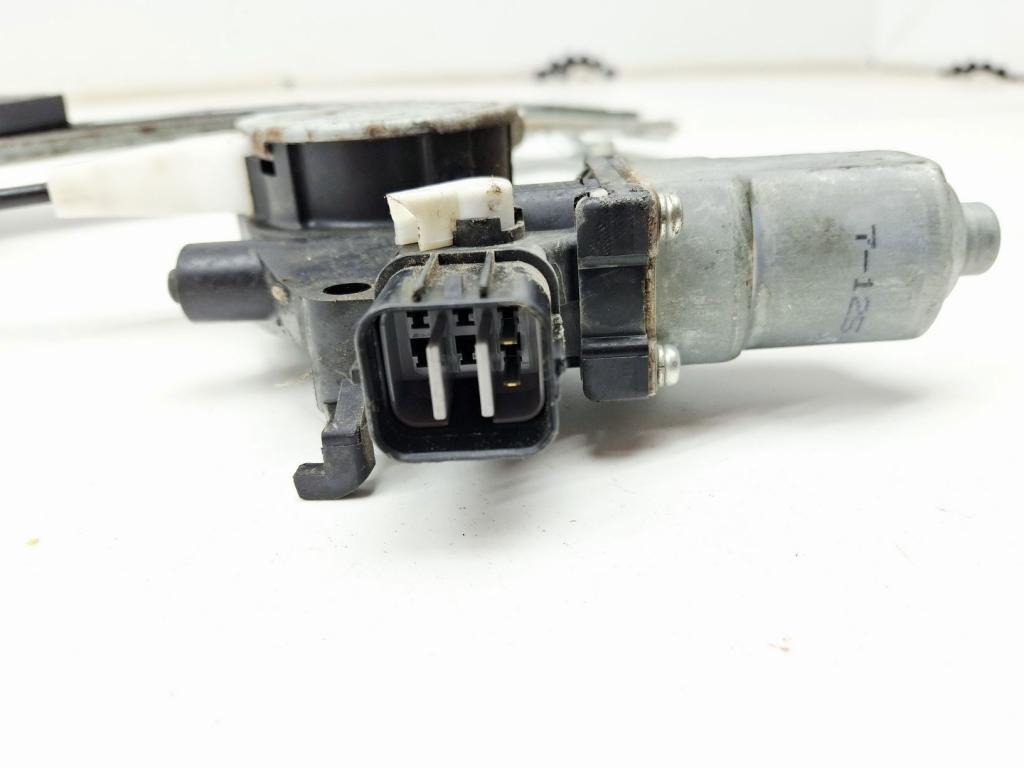 Стеклоподъемник задний правый, 1000 рублей, Пермь