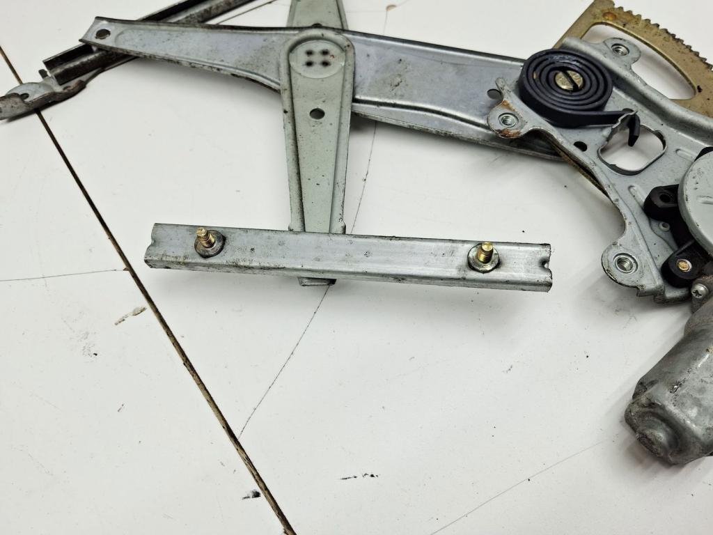 Стеклоподъемник передний правый, 3000 рублей, Пермь