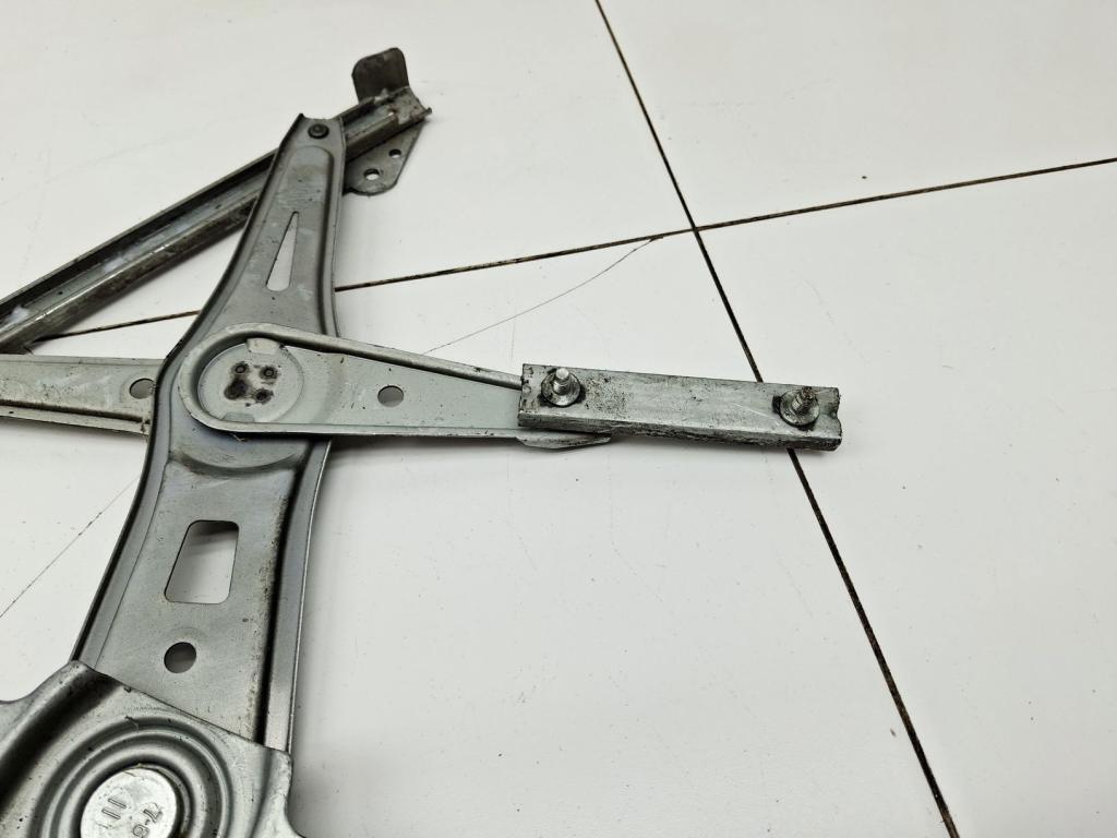 Стеклоподъемник задний левый, 1000 рублей, Пермь