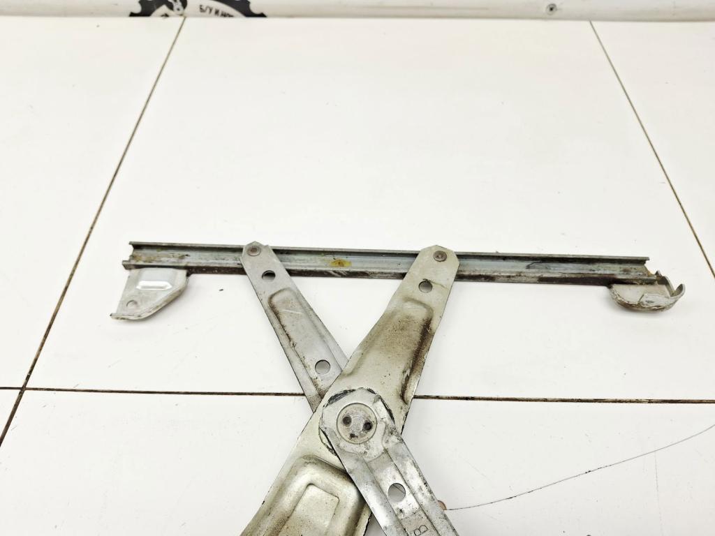 Стеклоподъемник задний левый, 1000 рублей, Пермь